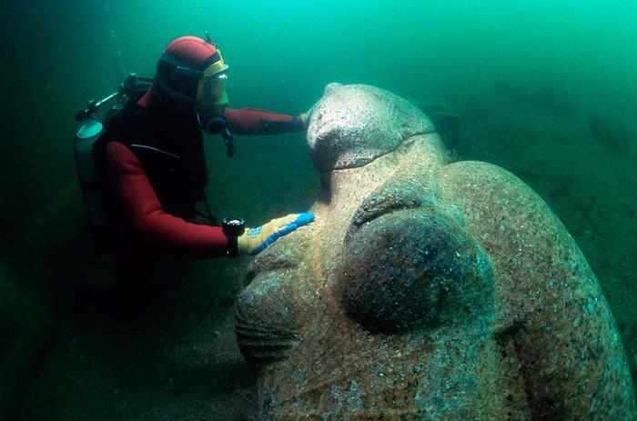 A 4.8 meter statue of an unidentified Ptolemaic queen.