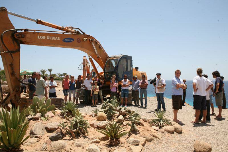 Locals in South Sinai hold a protest to prevent heavy machinery from operating