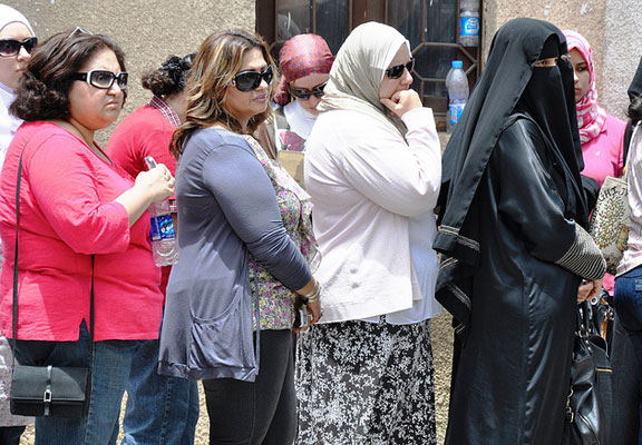 Egyptian women line up to vote in 2012. UN Women/Fatma El Zahraa Yassin/Flickr