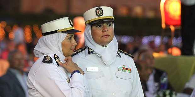 Female officers on the streets on Cairo. Photo: YOUM-7