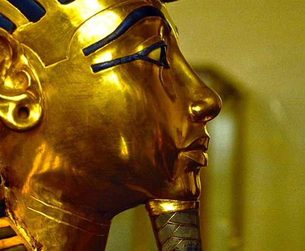 Beard Of 3300 Year Old King Tut Mask ‘glued Back On After Being 1487