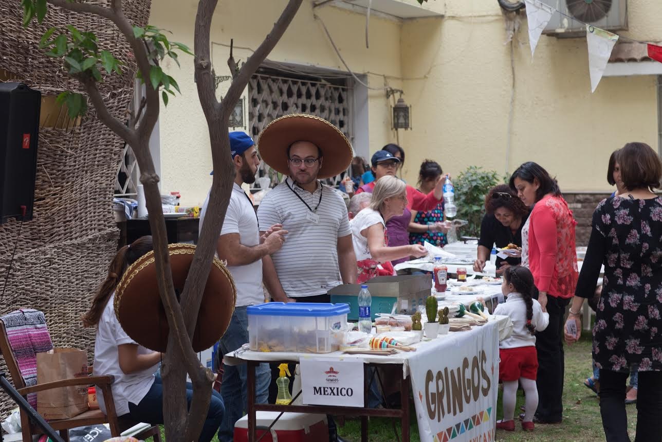 Many local businesses, such as Gringos Burrito Grill, were eager to take part in the event and support the local community. A total of 16 vendors representing more than 10 countries offered up samples of tasty cuisine at the event.