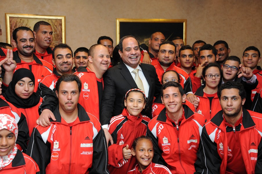 Egyptian President Sisi with the Egyptian delegation of the 2014 MENA Special Olympics.