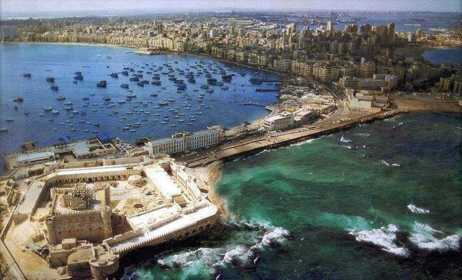 An aerial view of Alexandria showing the Qaitbay Citadel 