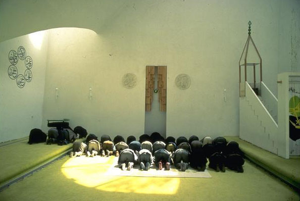 Bosnian Muslims united in prayer at the White Mosque