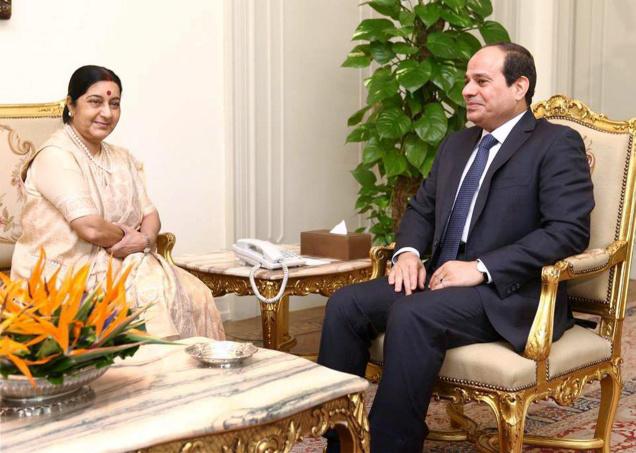 External Affairs Minister Sushma Swaraj with President Abdel Fattah Al Sisi of Egypt at a meeting in Cairo. Credit: PTI