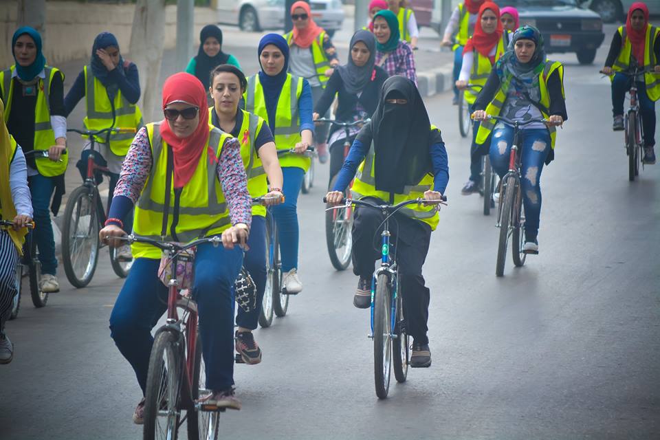 Egyptian women cycling to raise awareness about breast cancer which spreads among 17.8 percent of Egyptian women. Courtesy: Bike Land
