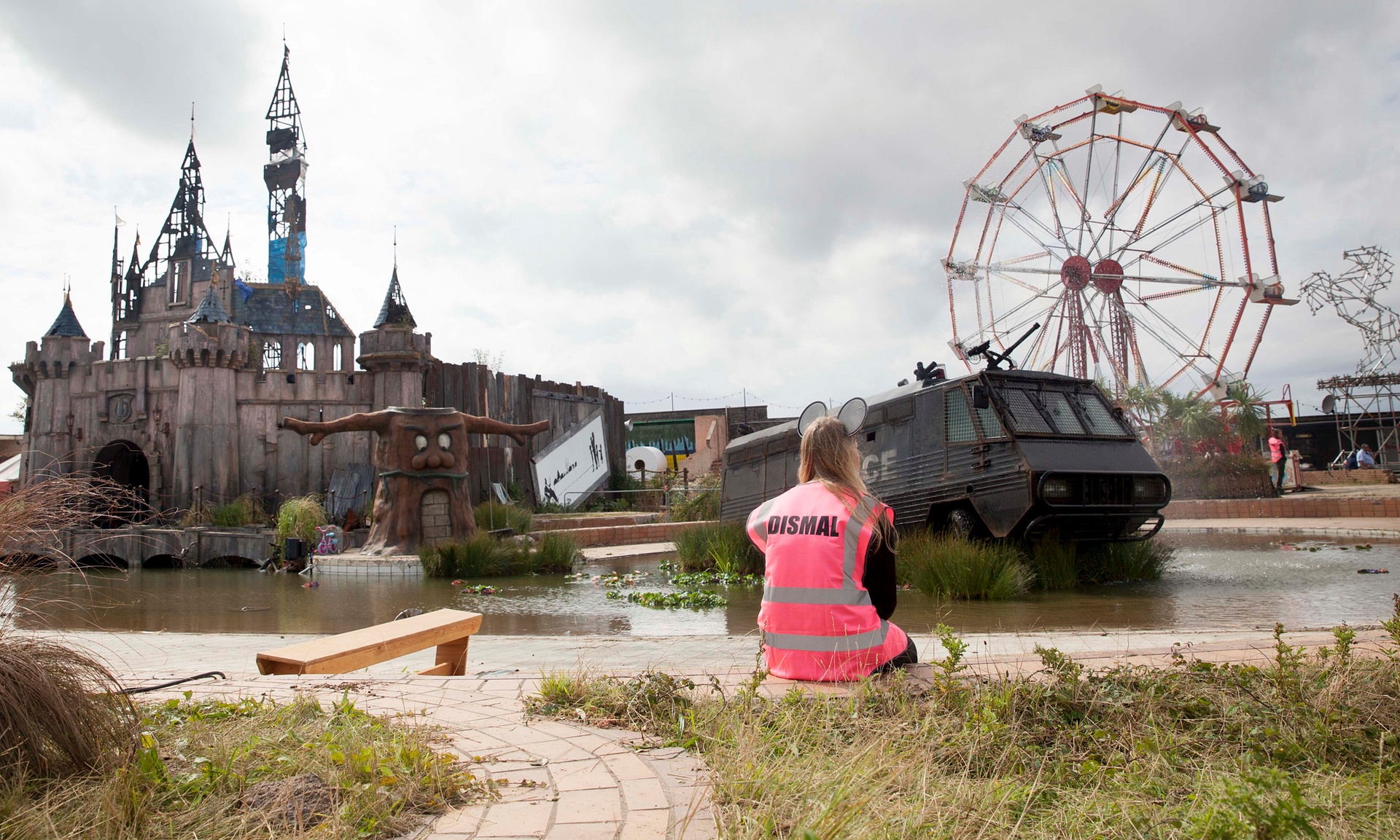 Parts of the dismantled "bemusement park" Dismaland to be shipped to the Calais camp, the "Jungle", to shelter migrants. Credit: Alicia Canter
