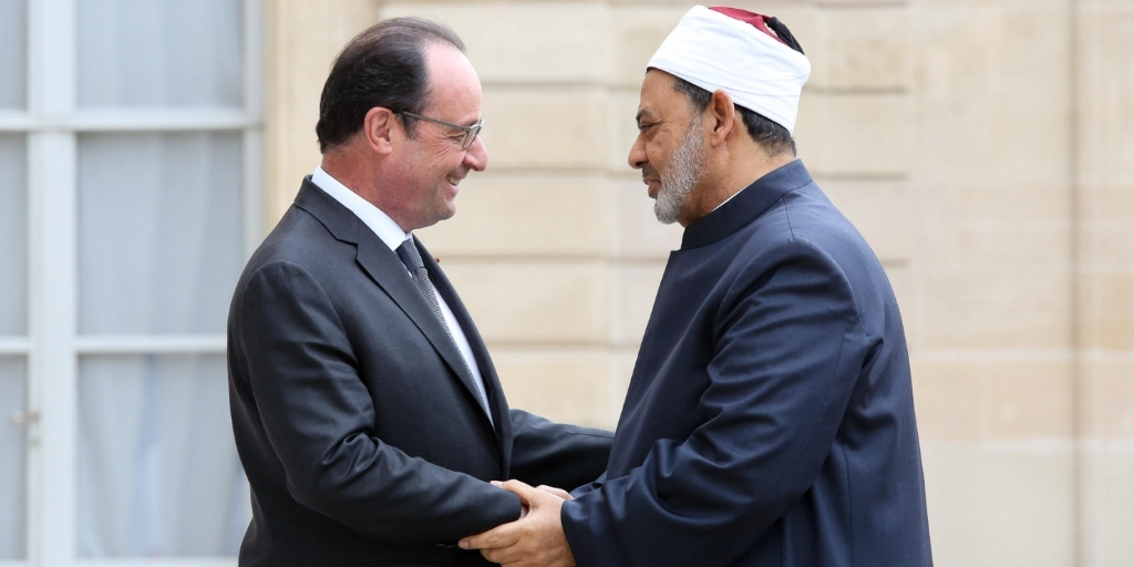 French President François Hollande and Grand Imam of Al-Azhar Sheikh Ahmed Al-Tayyeb meet in Paris on Tuesday, May 24, 2016. Photo: French Presidency