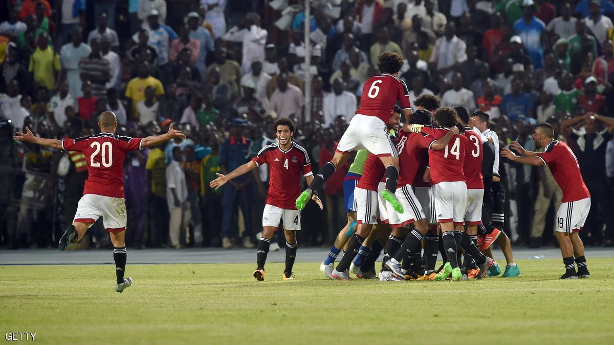 Egypt's players celebrate a goal during the African Cup of Nations qualification match between Egypt and Nigeria in Kaduna, on March 25, 2016 (AFP)