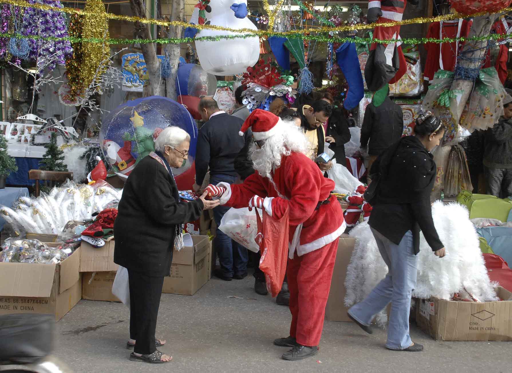 Why Egyptian Muslims Celebrate Christmas Egyptian Streets