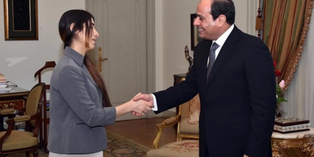 Egypts President Sisi Meets Yezidi Woman Held As Sex Slave By Isis 