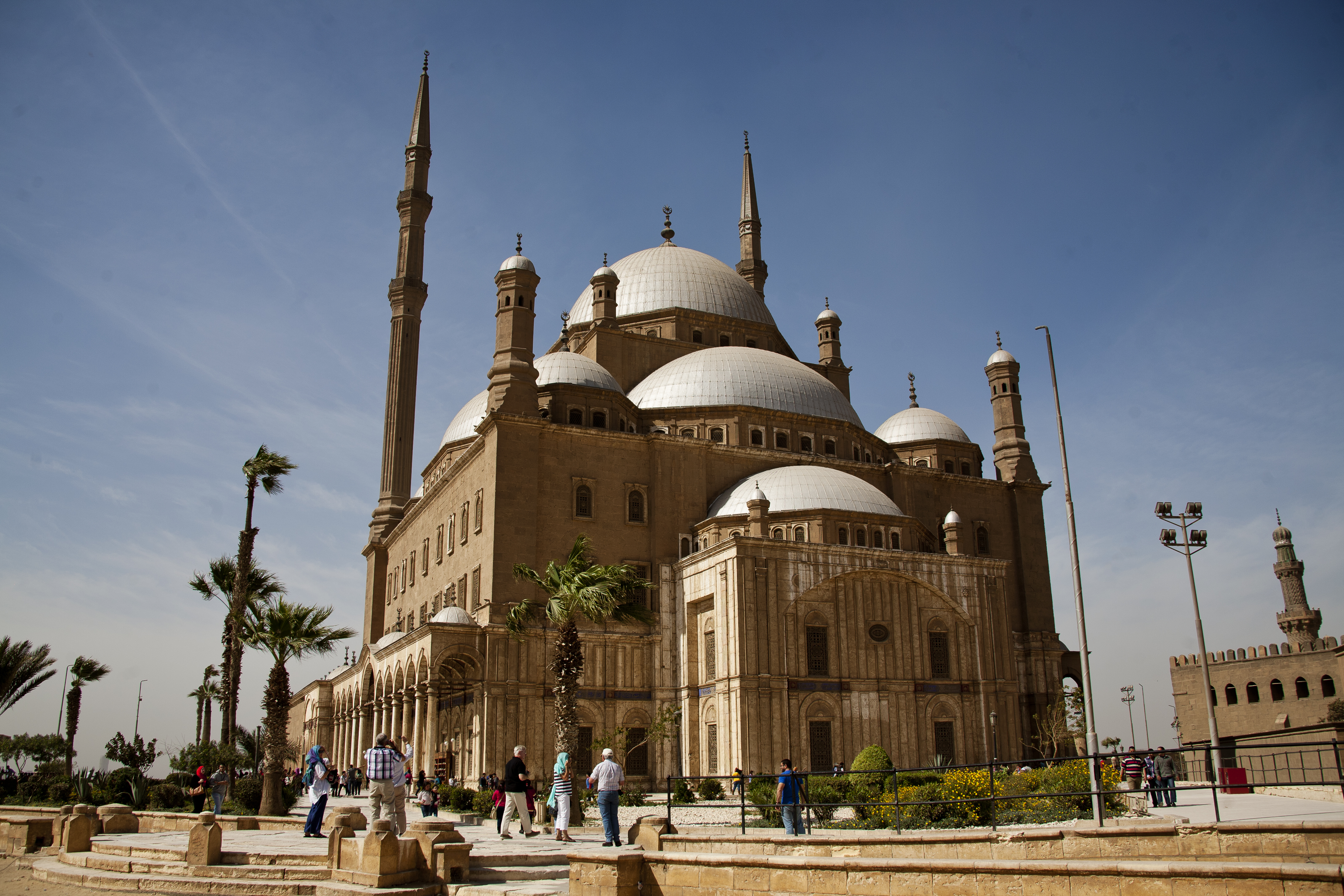 tourist sights in cairo