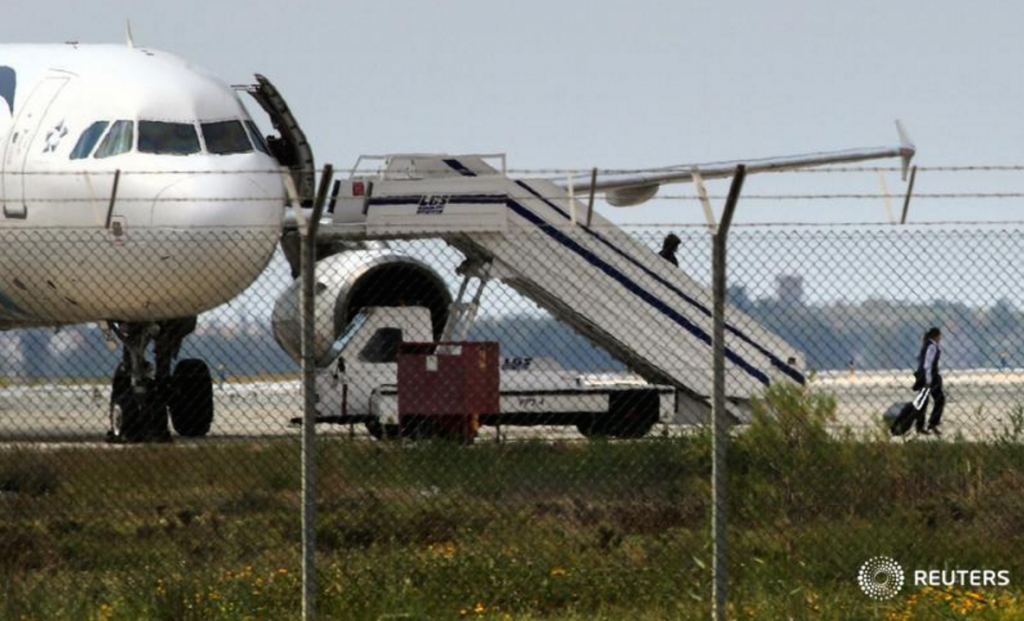 EgyptAir Hijacking: Negotiations Ongoing, Authorities Treating Threat ...