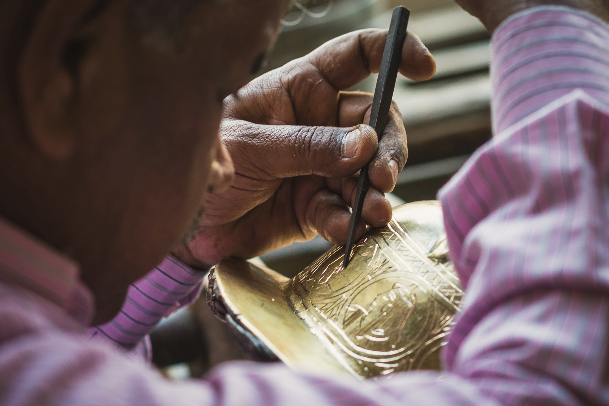 The artisan-entrerpreneur is one of the first types of entrepreneurs to exist in Cairo. Khan el-Khalili Craftsman by Mark Fischer, licensed under CC BY-SA 2.0