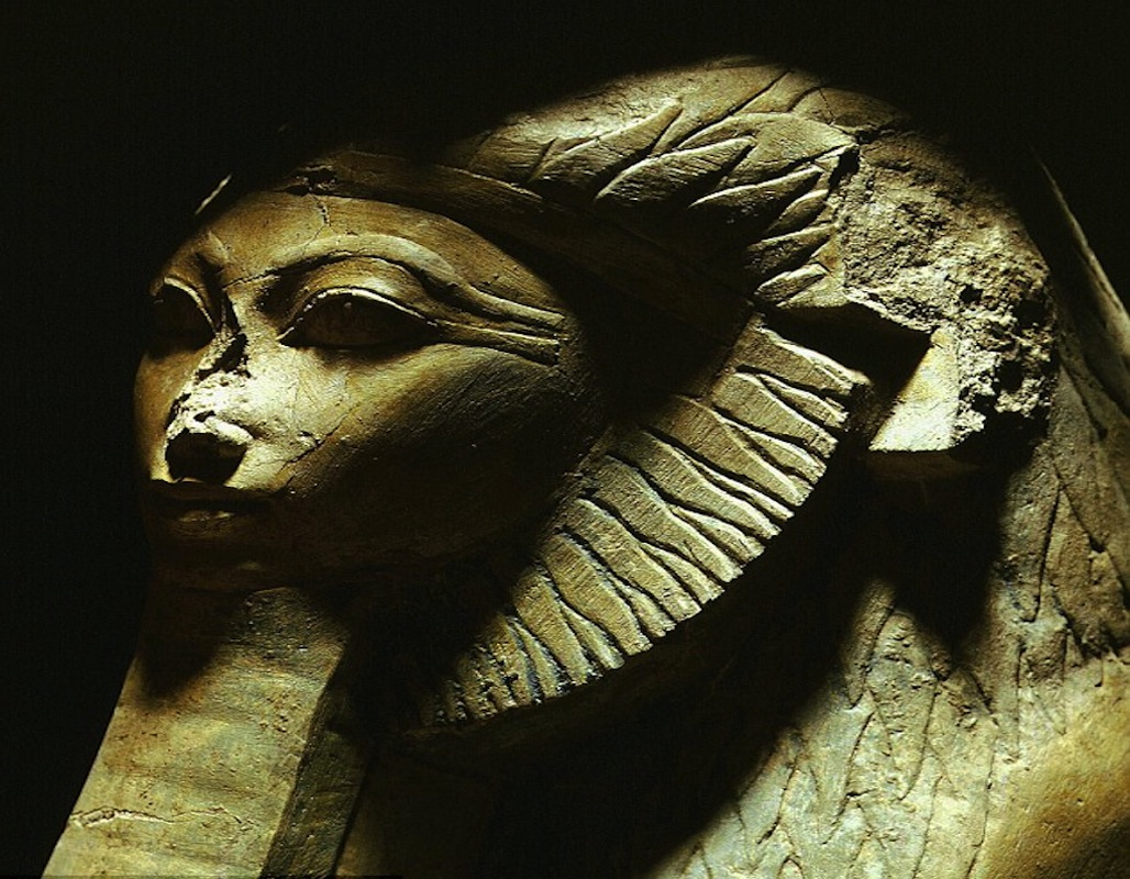 sphinx statue in egypt