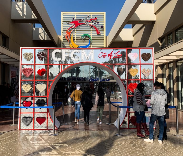 In Pictures Egypt Gearing up for Valentine’s Day Egyptian Streets