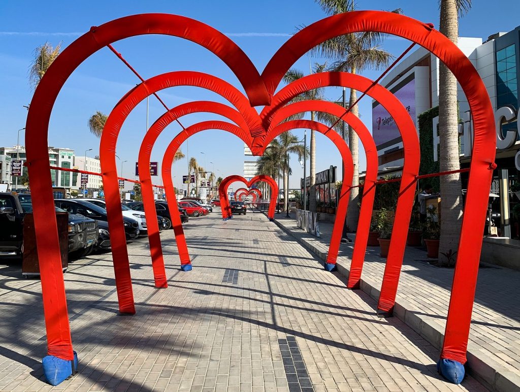 In Pictures Egypt Gearing up for Valentine’s Day Egyptian Streets
