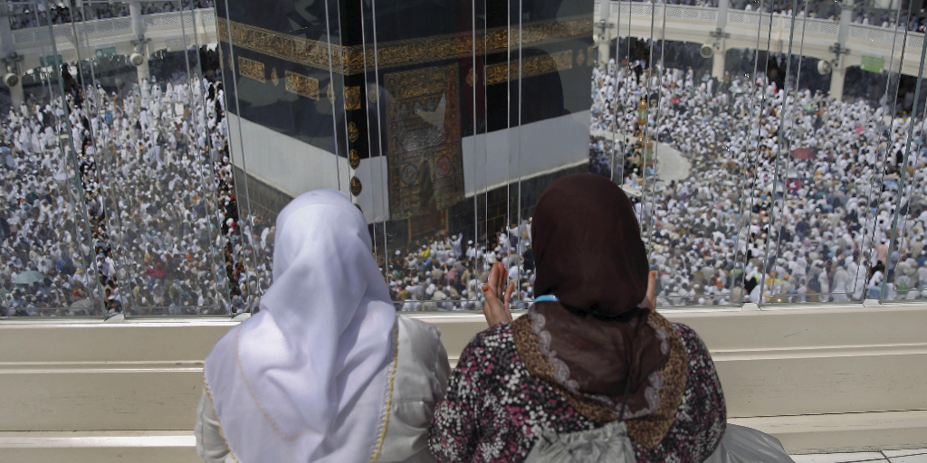 Women Hajj Kaaba