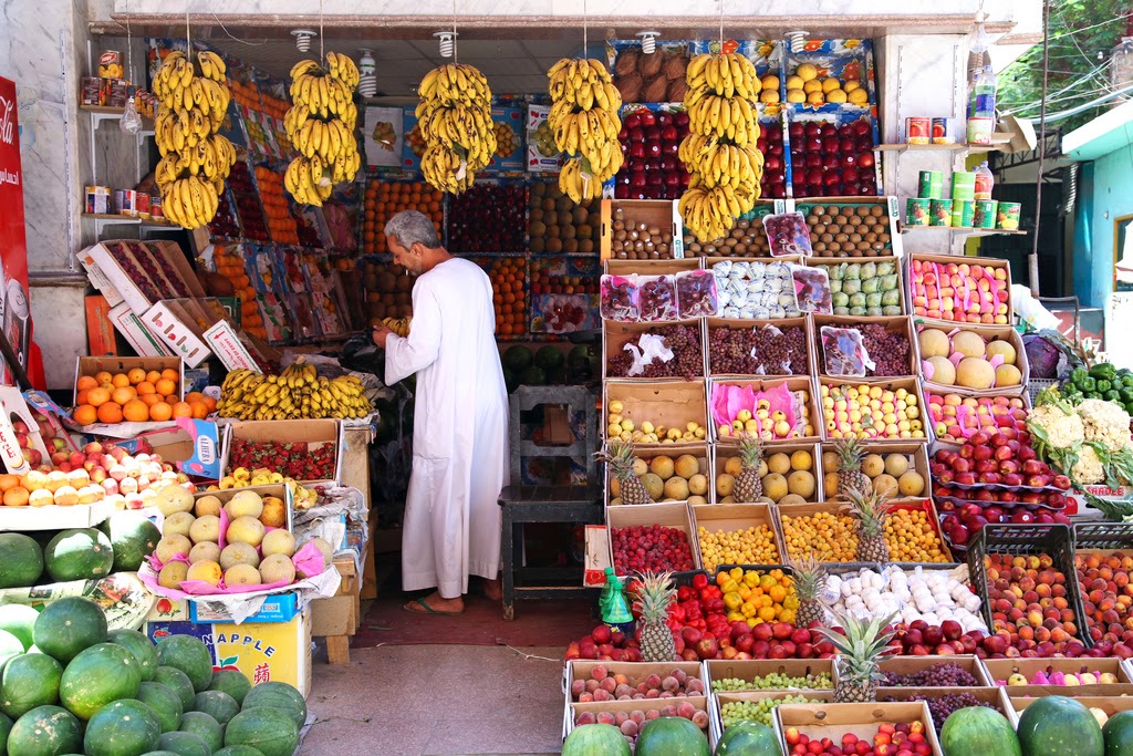 Фрукты есть в египте. Фрукты Египта. Египет рынок. Овощи Египта. Египет овощи и фрукты.