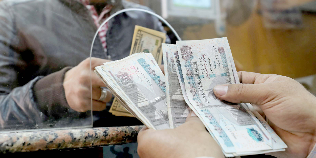 Egyptian Pound Plummets Beyond EGP 30 Against US Dollar Egyptian Streets egyptian-pound-plummets-beyond-egp-30-against-us-dollar-egyptian-streets
