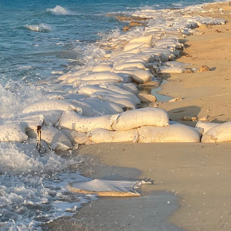 Coastal Erosion Shocks Egypt’s North Coast, Environment Ministry Investigates Egyptian Streets