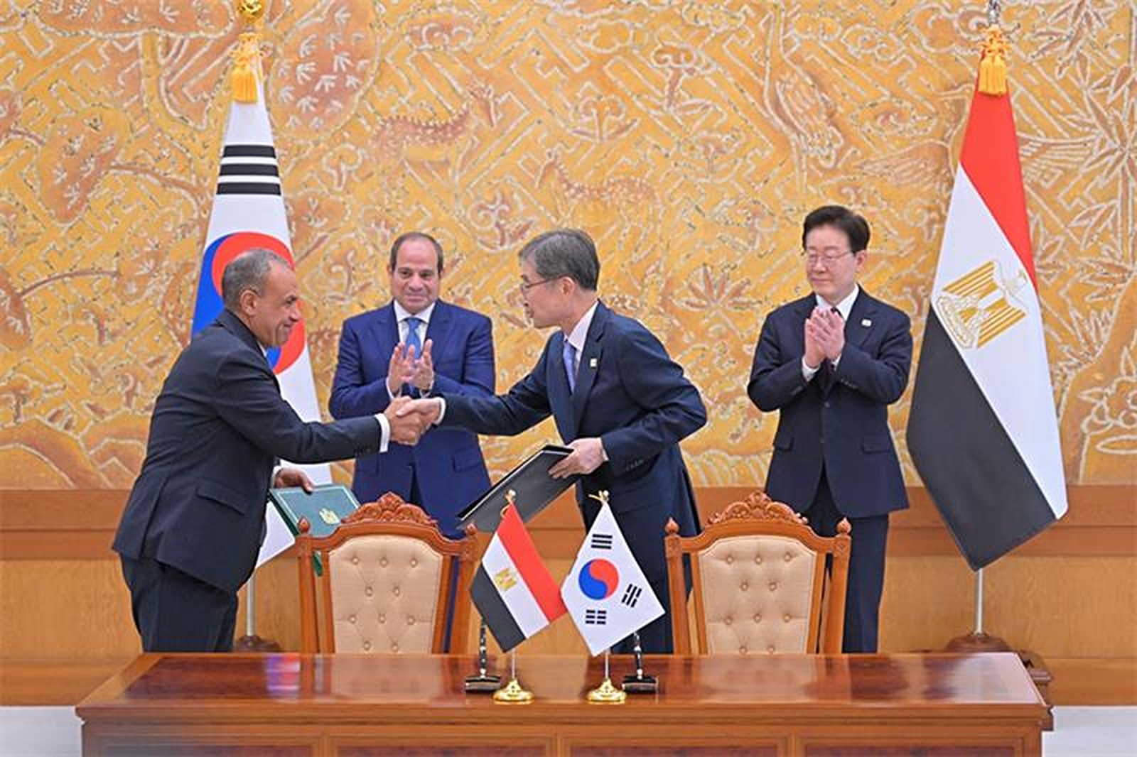 Egypt and South Korea Launch Hydrogen Tram Initiative